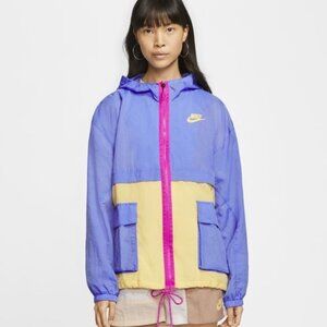 ✨HP✨ Nike Sportswear Icon Clash Woven Jacket - Size S